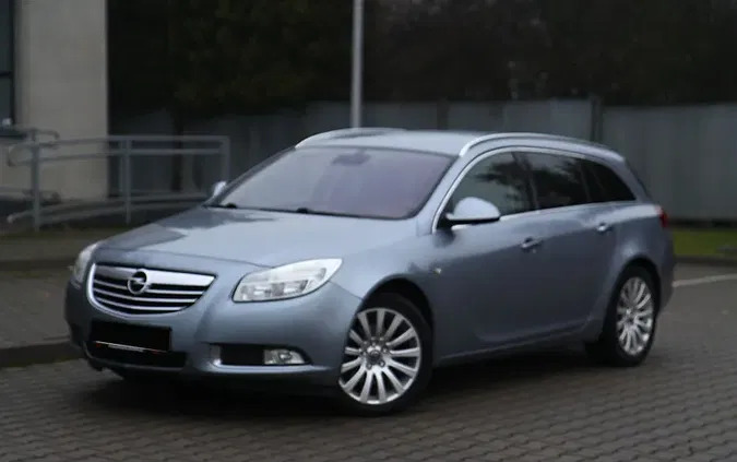 samochody osobowe Opel Insignia cena 20900 przebieg: 214000, rok produkcji 2009 z Mikołów